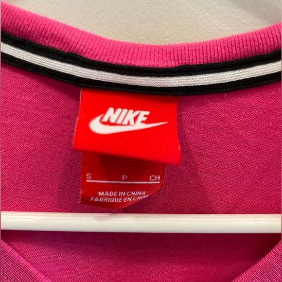 Nike small pink - Picture 4 of 5